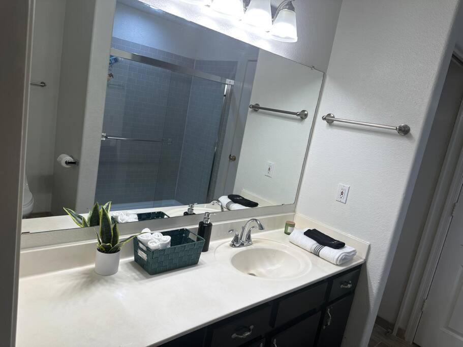 2Br Condo 15 Mins To Downtown Phoenix With Pool & Spa ภายนอก รูปภาพ