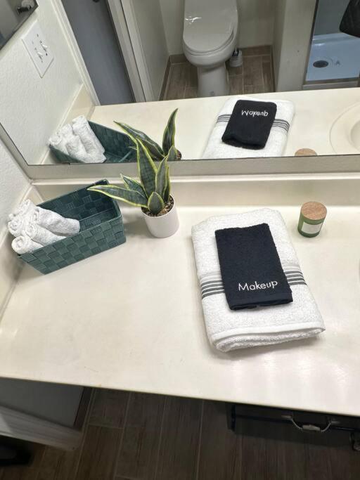 2Br Condo 15 Mins To Downtown Phoenix With Pool & Spa ภายนอก รูปภาพ